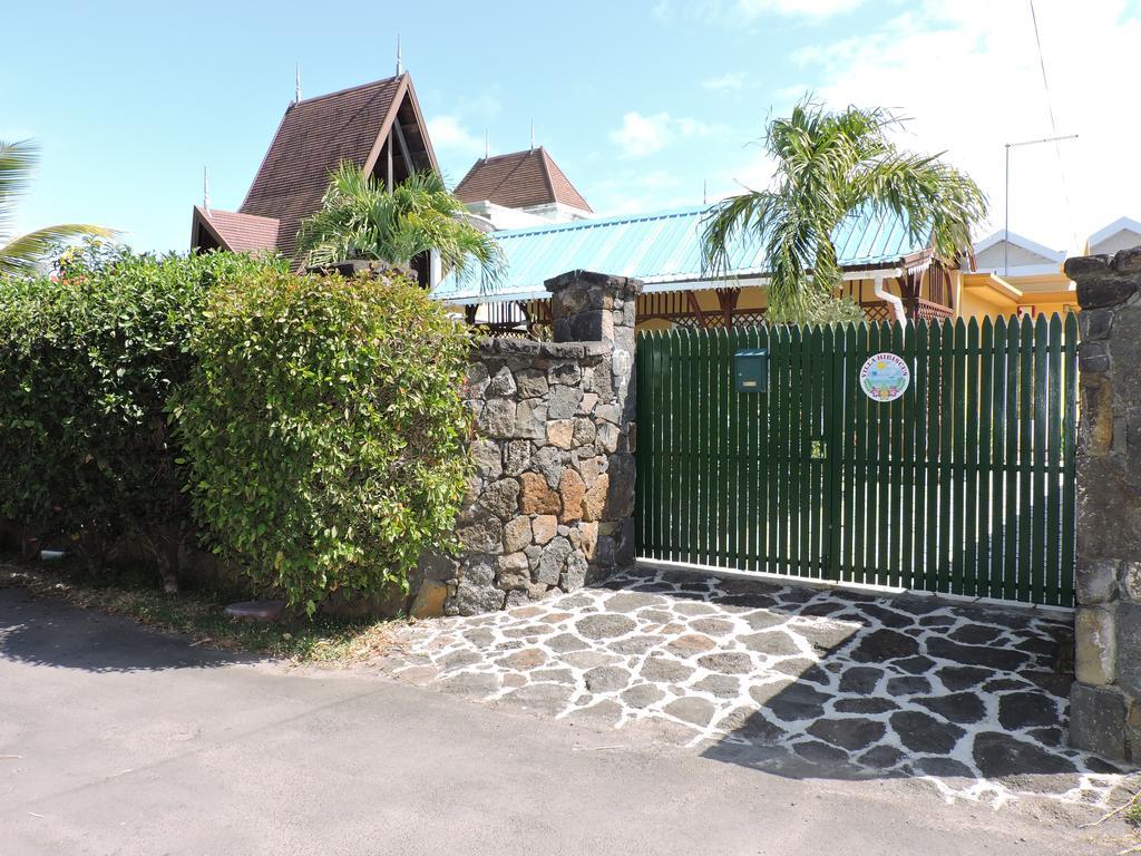 Villa Hibiscus Blue Bay Exterior photo